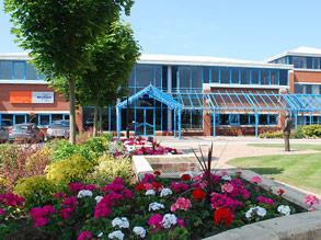 Belzona Polymerics Limited 于 2013 年成立于 Harrogate Belzona Polymerics Limited 于 2013 年成立于 Harrogate