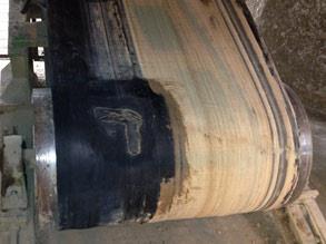 某砖厂的输送带劣化 某砖厂的输送带劣化