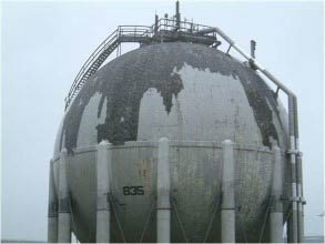 原有保温层广泛劣化 原有保温层广泛劣化