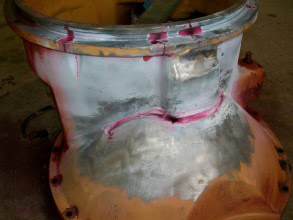 变速箱里标红的裂纹 变速箱里标红的裂纹